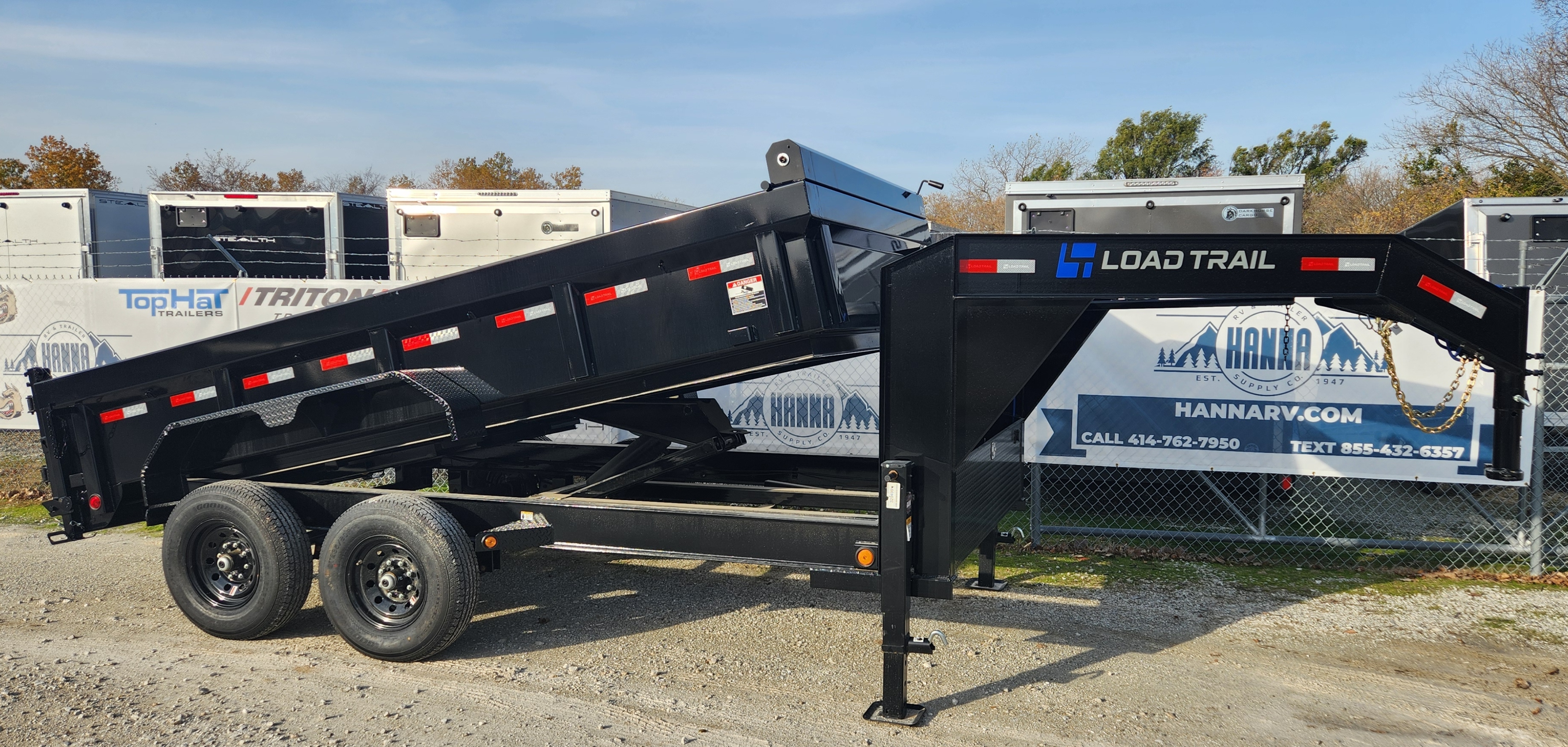 Load Trail 83 X 14 Tandem Axle 14,000 Lb Gooseneck Low profile Dump Trailer with Scissor Lift